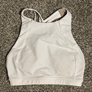 Lululemon Free To Be Serene Bra High Neck Light Support C/D Cup • White • Size 2